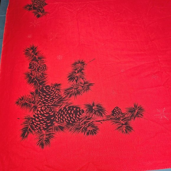 Holiday Christmas Rectangle Tablecloth Linen Cloth Cotton Red 65"x52" Pine Cone - Picture 2 of 6